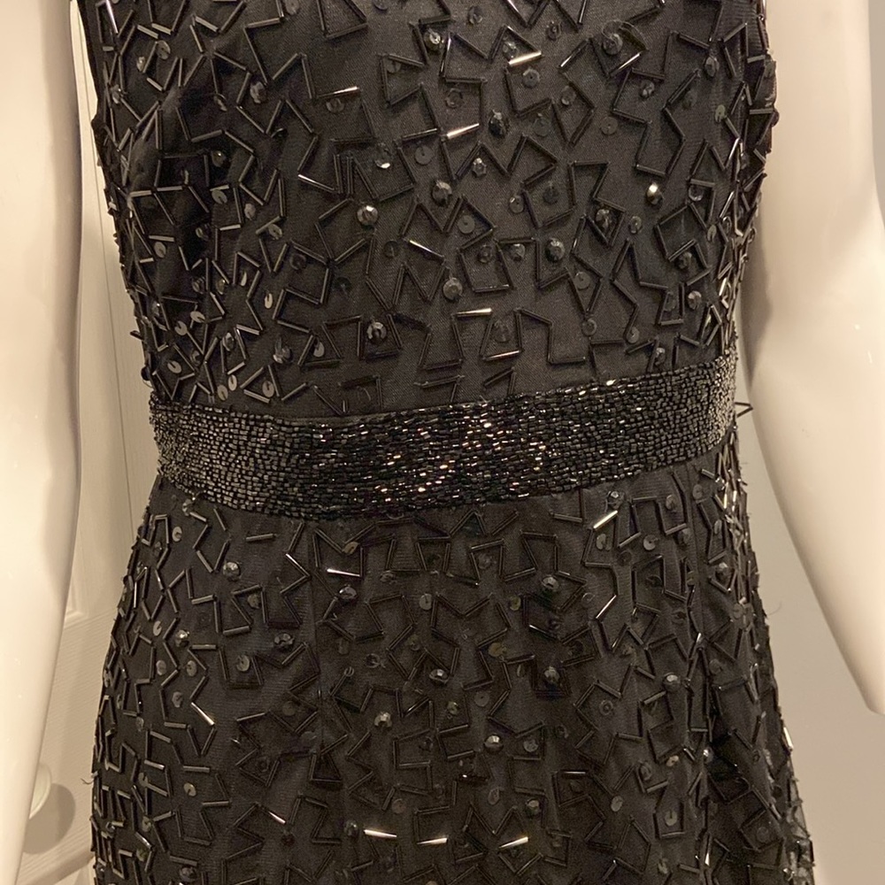 NWOT Mac Duggal geometric beaded cocktail midi - Picture 4 of 14